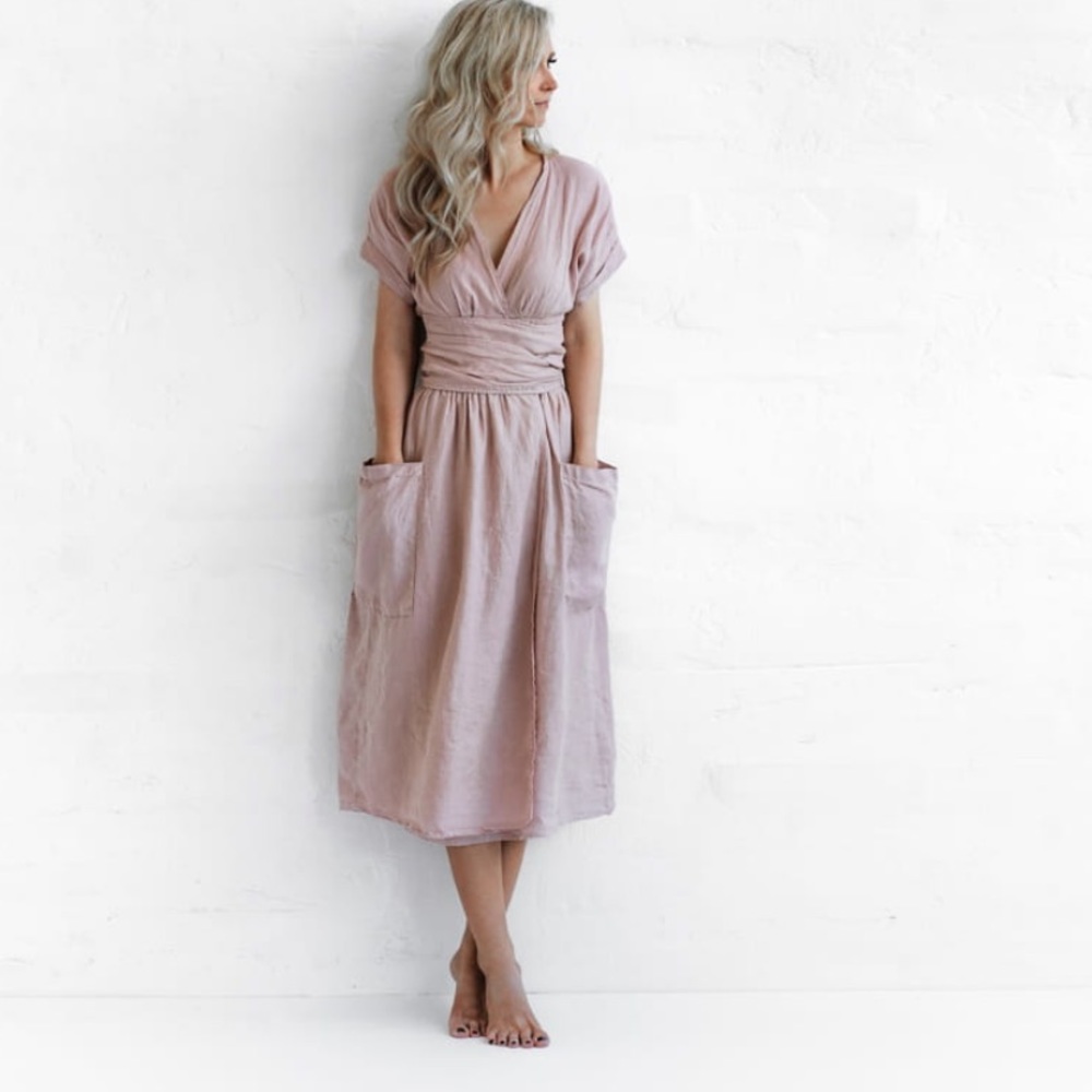 Seaside Tones Linen Dress - Picture 2 of 11
